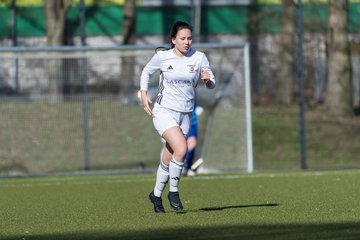 Bild 325 - F Walddoerfer SV : FC St. Pauli 2 : Ergebnis: 6:0